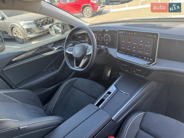 Серый Фольксваген Пассат, объемом двигателя 1.5 л и пробегом 11 тыс. км за 39300 $, фото 15 на Automoto.ua