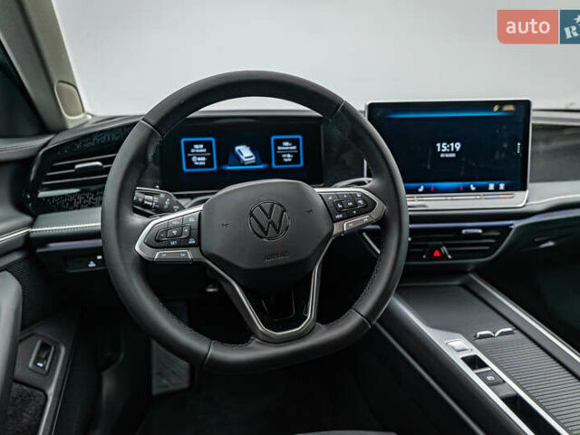 Серый Фольксваген Пассат, объемом двигателя 1.5 л и пробегом 1 тыс. км за 42691 $, фото 13 на Automoto.ua