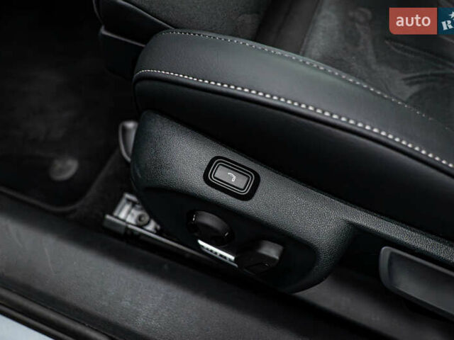 Серый Фольксваген Пассат, объемом двигателя 1.5 л и пробегом 1 тыс. км за 42691 $, фото 16 на Automoto.ua