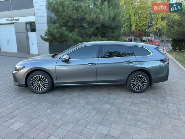 Серый Фольксваген Пассат, объемом двигателя 1.98 л и пробегом 5 тыс. км за 45970 $, фото 1 на Automoto.ua