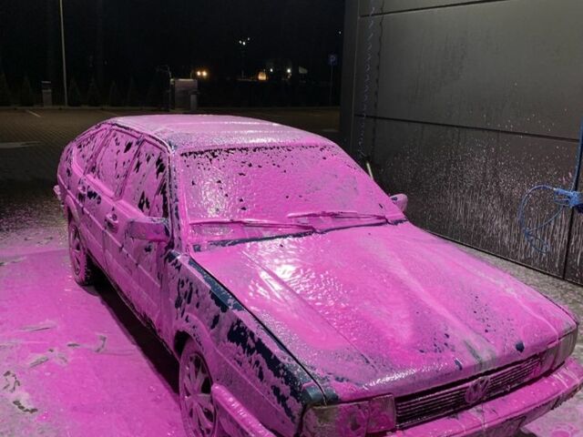 Синий Фольксваген Пассат, объемом двигателя 1.8 л и пробегом 220 тыс. км за 830 $, фото 3 на Automoto.ua