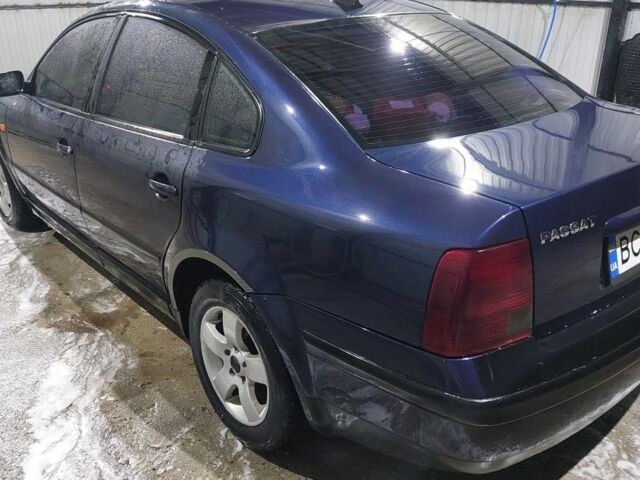 Фольксваген Пассат 1997 у Ходорів на Automoto.ua Синій Фольксваген Пассат, об'ємом двигуна 1.6 л та пробігом 3 тис. км за 2700 $, фото 2 на Automoto.ua