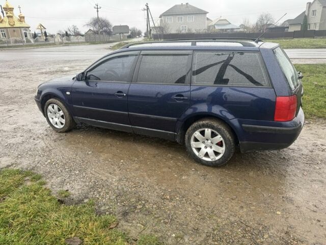 Синий Фольксваген Пассат, объемом двигателя 1.9 л и пробегом 373 тыс. км за 4200 $, фото 2 на Automoto.ua