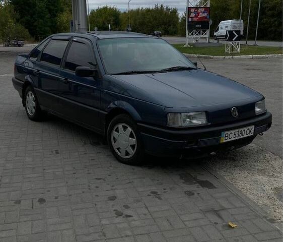 Синій Фольксваген Пассат, об'ємом двигуна 1.8 л та пробігом 270 тис. км за 1900 $, фото 8 на Automoto.ua