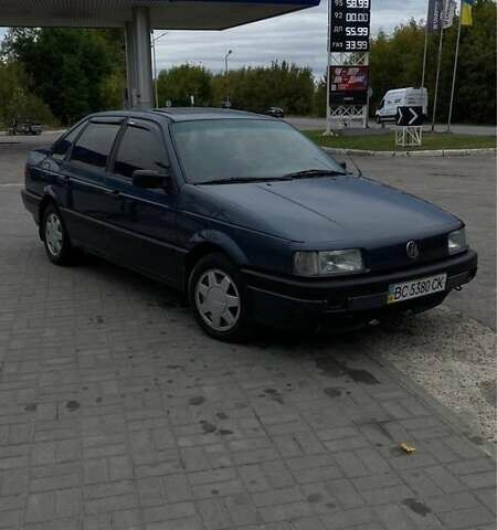 Синій Фольксваген Пассат, об'ємом двигуна 1.8 л та пробігом 270 тис. км за 1900 $, фото 7 на Automoto.ua