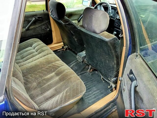 Синий Фольксваген Пассат, объемом двигателя 1.6 л и пробегом 0 тыс. км за 899 $, фото 7 на Automoto.ua