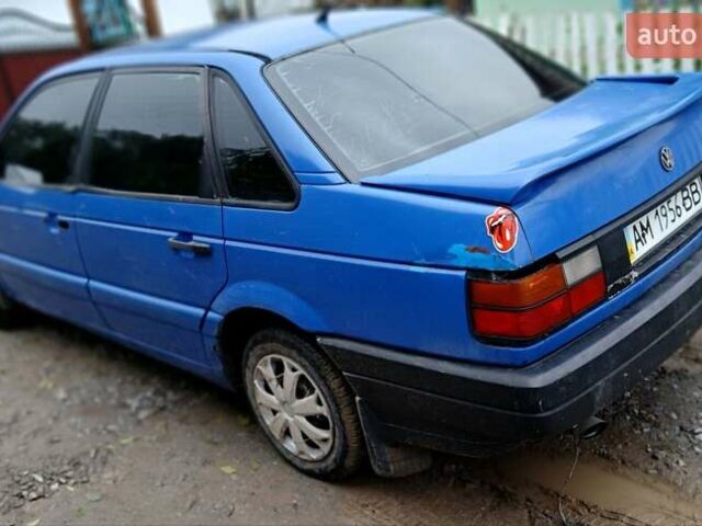 Синий Фольксваген Пассат, объемом двигателя 1.8 л и пробегом 130 тыс. км за 1500 $, фото 2 на Automoto.ua