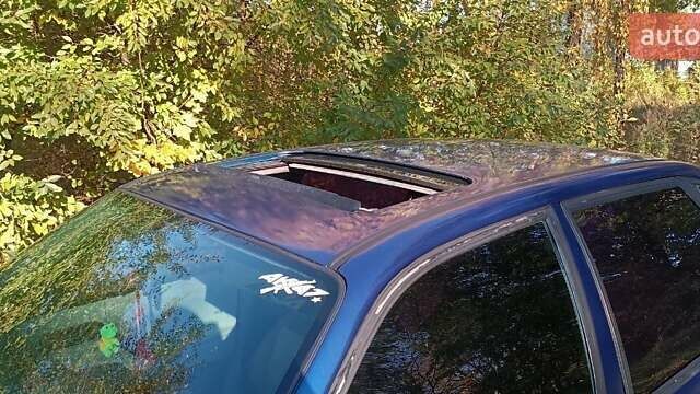 Синий Фольксваген Пассат, объемом двигателя 1.8 л и пробегом 300 тыс. км за 1999 $, фото 2 на Automoto.ua