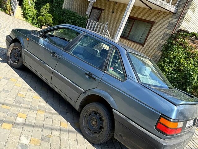 Синий Фольксваген Пассат, объемом двигателя 1.8 л и пробегом 0 тыс. км за 1500 $, фото 5 на Automoto.ua