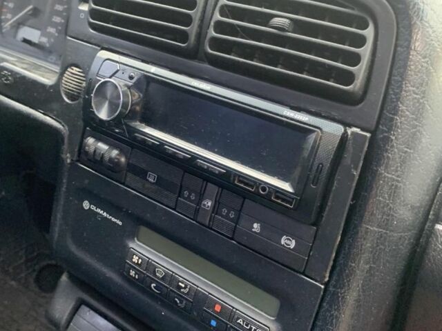 Синій Фольксваген Пассат, об'ємом двигуна 1.8 л та пробігом 300 тис. км за 1750 $, фото 5 на Automoto.ua