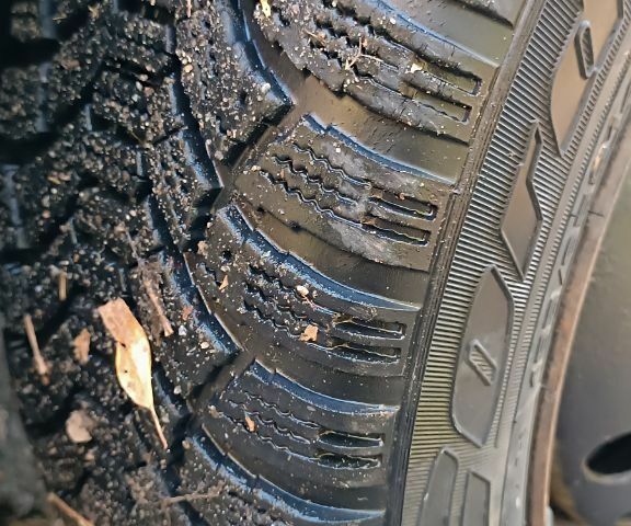 Синій Фольксваген Пассат, об'ємом двигуна 1.8 л та пробігом 435 тис. км за 2200 $, фото 11 на Automoto.ua