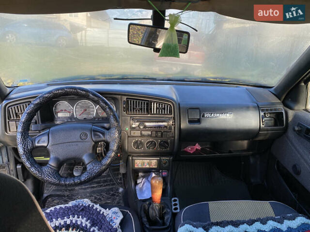 Синий Фольксваген Пассат, объемом двигателя 1.78 л и пробегом 500 тыс. км за 1150 $, фото 9 на Automoto.ua