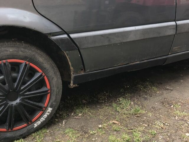 Синий Фольксваген Пассат, объемом двигателя 1.8 л и пробегом 585 тыс. км за 700 $, фото 2 на Automoto.ua