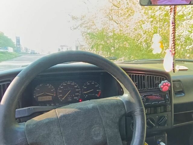 Синій Фольксваген Пассат, об'ємом двигуна 1.8 л та пробігом 435 тис. км за 2200 $, фото 16 на Automoto.ua