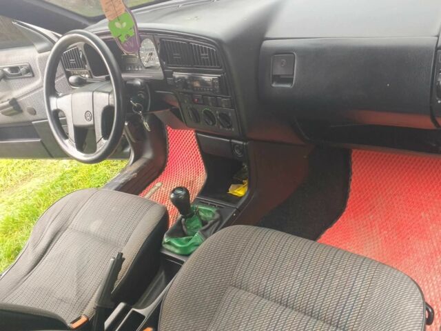 Синій Фольксваген Пассат, об'ємом двигуна 1.8 л та пробігом 350 тис. км за 1500 $, фото 10 на Automoto.ua