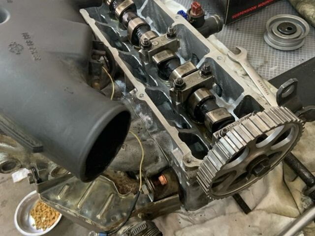 Синій Фольксваген Пассат, об'ємом двигуна 1.8 л та пробігом 320 тис. км за 1100 $, фото 4 на Automoto.ua