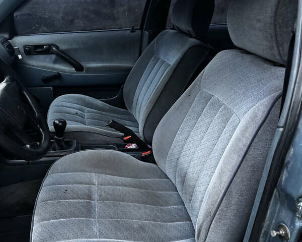 Синий Фольксваген Пассат, объемом двигателя 1.78 л и пробегом 225 тыс. км за 1450 $, фото 9 на Automoto.ua