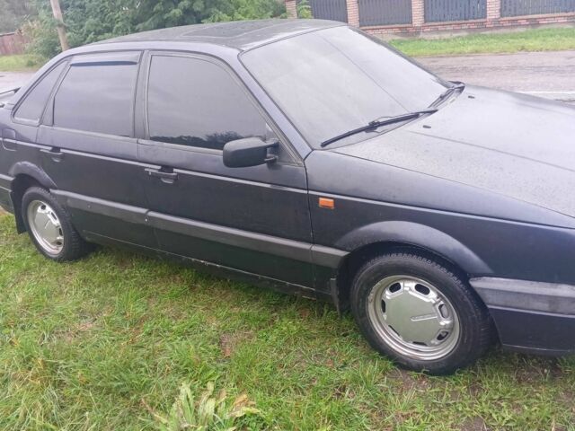 Синій Фольксваген Пассат, об'ємом двигуна 1.8 л та пробігом 350 тис. км за 1500 $, фото 4 на Automoto.ua