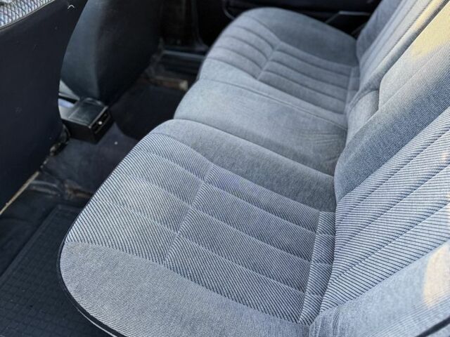 Синий Фольксваген Пассат, объемом двигателя 1.8 л и пробегом 555 тыс. км за 1700 $, фото 11 на Automoto.ua