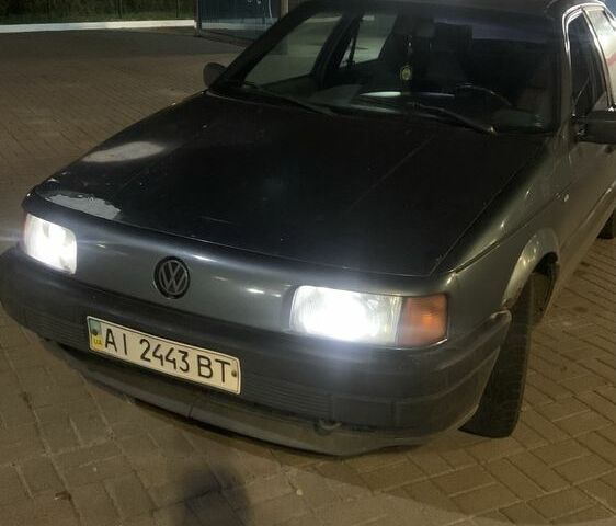 Синій Фольксваген Пассат, об'ємом двигуна 1.8 л та пробігом 320 тис. км за 1100 $, фото 7 на Automoto.ua