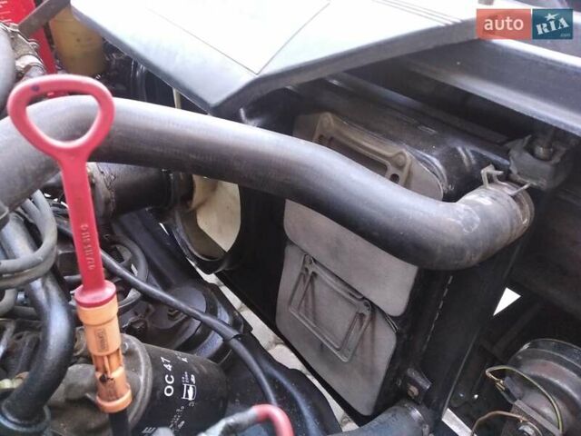 Синий Фольксваген Пассат, объемом двигателя 1.8 л и пробегом 420 тыс. км за 1900 $, фото 17 на Automoto.ua