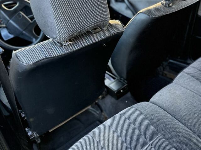 Синий Фольксваген Пассат, объемом двигателя 1.8 л и пробегом 555 тыс. км за 1700 $, фото 10 на Automoto.ua