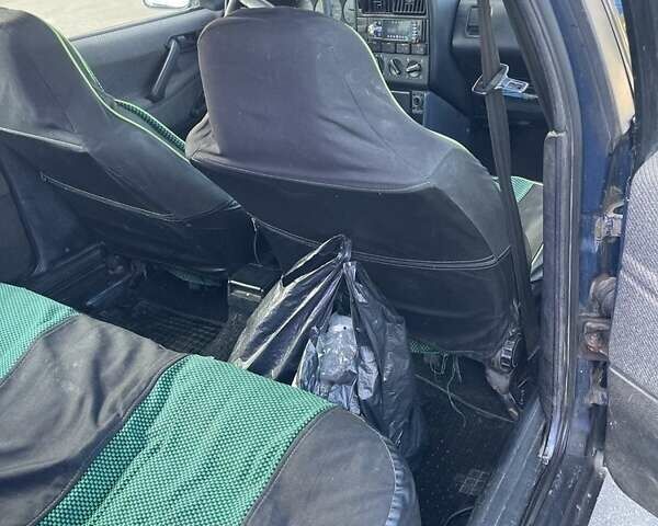 Синій Фольксваген Пассат, об'ємом двигуна 1.8 л та пробігом 543 тис. км за 1512 $, фото 4 на Automoto.ua