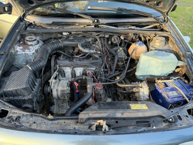 Синий Фольксваген Пассат, объемом двигателя 1.8 л и пробегом 555 тыс. км за 1700 $, фото 15 на Automoto.ua