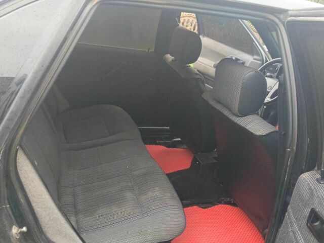 Синій Фольксваген Пассат, об'ємом двигуна 1.8 л та пробігом 350 тис. км за 1500 $, фото 8 на Automoto.ua