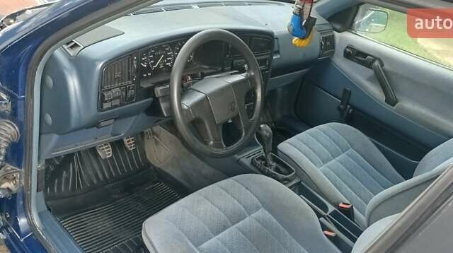 Синий Фольксваген Пассат, объемом двигателя 1.9 л и пробегом 100 тыс. км за 1950 $, фото 8 на Automoto.ua