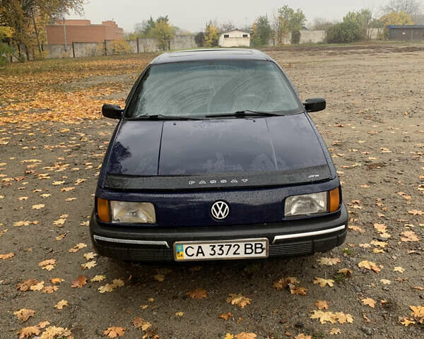 Синій Фольксваген Пассат, об'ємом двигуна 1.78 л та пробігом 290 тис. км за 1799 $, фото 1 на Automoto.ua