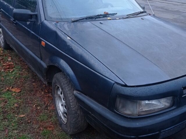 Синий Фольксваген Пассат, объемом двигателя 0 л и пробегом 450 тыс. км за 831 $, фото 1 на Automoto.ua