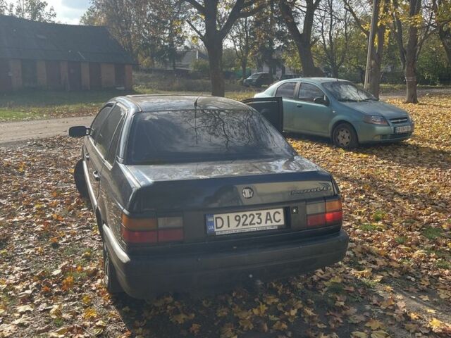 Синій Фольксваген Пассат, об'ємом двигуна 1.8 л та пробігом 400 тис. км за 2200 $, фото 6 на Automoto.ua