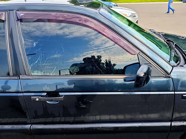 Синій Фольксваген Пассат, об'ємом двигуна 1.8 л та пробігом 450 тис. км за 2400 $, фото 4 на Automoto.ua