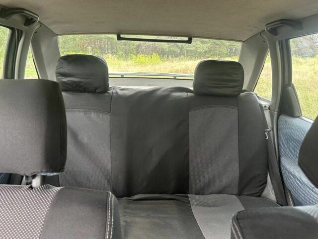 Синий Фольксваген Пассат, объемом двигателя 1.8 л и пробегом 364 тыс. км за 1950 $, фото 7 на Automoto.ua