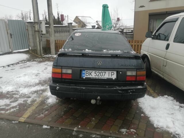 Синий Фольксваген Пассат, объемом двигателя 2 л и пробегом 41 тыс. км за 2000 $, фото 5 на Automoto.ua