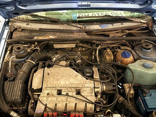 Синій Фольксваген Пассат, об'ємом двигуна 2.8 л та пробігом 450 тис. км за 2000 $, фото 6 на Automoto.ua