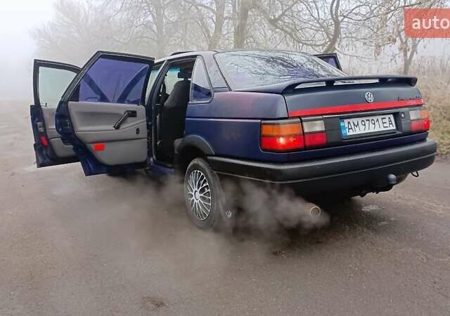 Синій Фольксваген Пассат, об'ємом двигуна 2 л та пробігом 619 тис. км за 1500 $, фото 5 на Automoto.ua