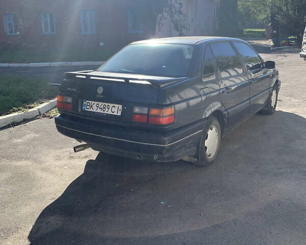 Синій Фольксваген Пассат, об'ємом двигуна 1.78 л та пробігом 389 тис. км за 1800 $, фото 4 на Automoto.ua