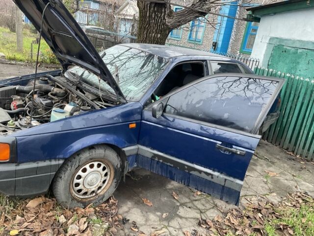 Синий Фольксваген Пассат, объемом двигателя 0 л и пробегом 426 тыс. км за 1375 $, фото 3 на Automoto.ua