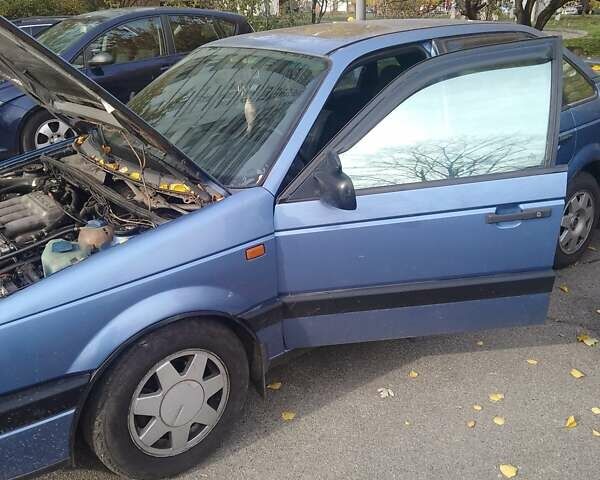 Синій Фольксваген Пассат, об'ємом двигуна 2 л та пробігом 300 тис. км за 3200 $, фото 8 на Automoto.ua