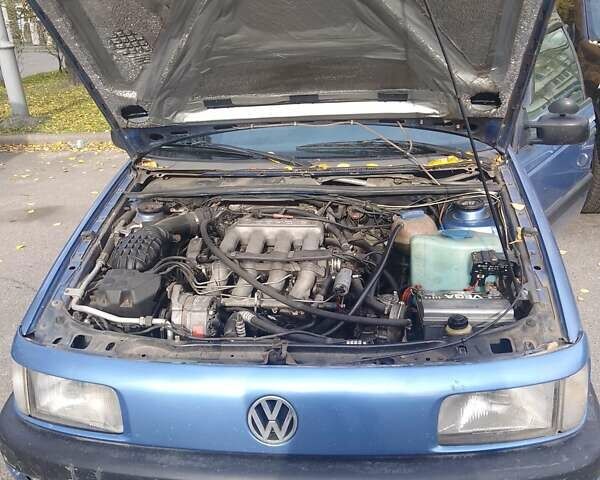 Синій Фольксваген Пассат, об'ємом двигуна 2 л та пробігом 300 тис. км за 3200 $, фото 9 на Automoto.ua