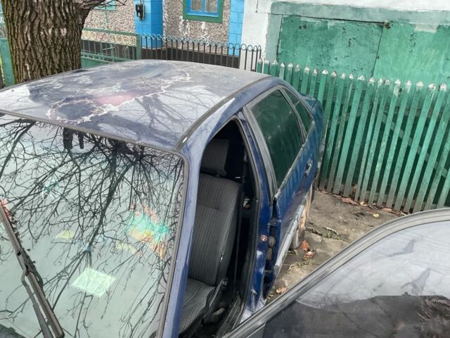 Синий Фольксваген Пассат, объемом двигателя 0 л и пробегом 426 тыс. км за 1375 $, фото 9 на Automoto.ua