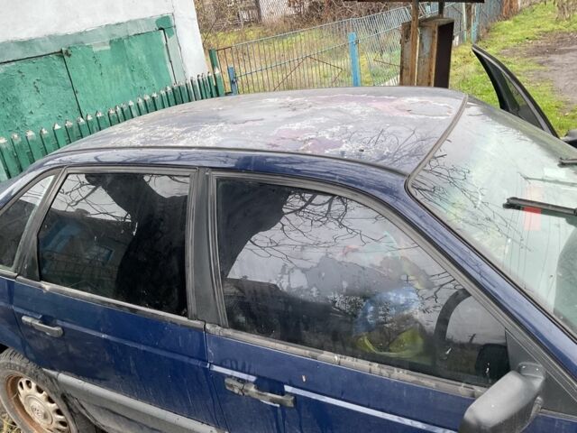 Синий Фольксваген Пассат, объемом двигателя 0 л и пробегом 426 тыс. км за 1375 $, фото 12 на Automoto.ua