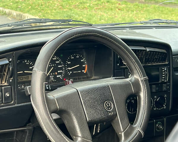 Синий Фольксваген Пассат, объемом двигателя 1.8 л и пробегом 380 тыс. км за 1400 $, фото 8 на Automoto.ua