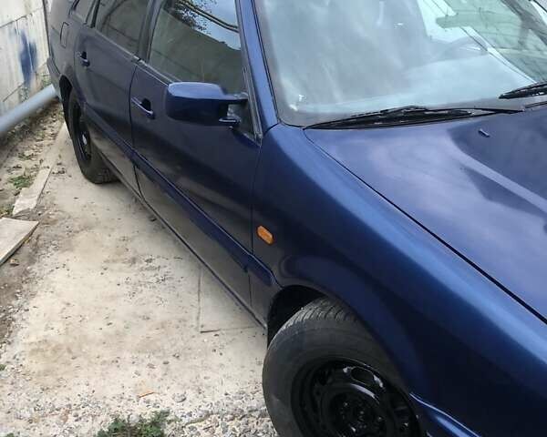 Синій Фольксваген Пассат, об'ємом двигуна 1.98 л та пробігом 513 тис. км за 2000 $, фото 1 на Automoto.ua