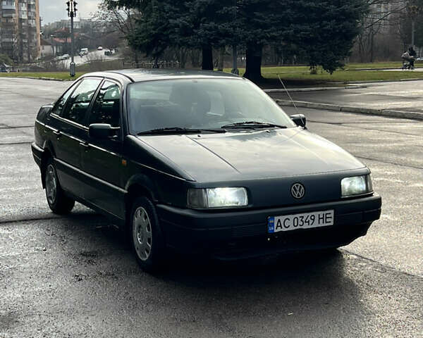 Синій Фольксваген Пассат, об'ємом двигуна 1.8 л та пробігом 350 тис. км за 1550 $, фото 2 на Automoto.ua