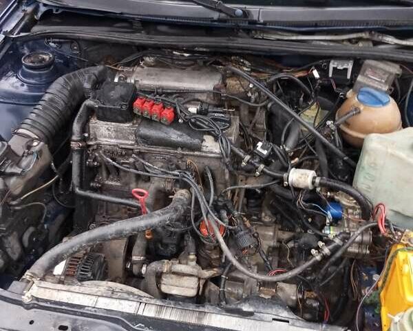 Синий Фольксваген Пассат, объемом двигателя 1.98 л и пробегом 280 тыс. км за 1300 $, фото 9 на Automoto.ua