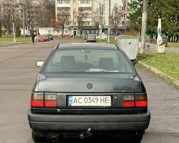 Синій Фольксваген Пассат, об'ємом двигуна 1.8 л та пробігом 350 тис. км за 1550 $, фото 7 на Automoto.ua