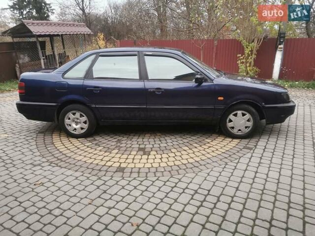 Синій Фольксваген Пассат, об'ємом двигуна 1.8 л та пробігом 348 тис. км за 1350 $, фото 19 на Automoto.ua